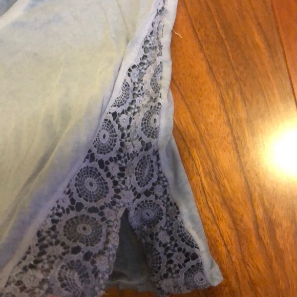 Top - Picture 2 of 4